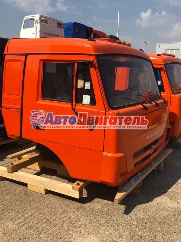 Кабина КамАЗ 43118-5099549-10 с высокой крышей, со спальным местом КамАЗ ПАО КамАЗ